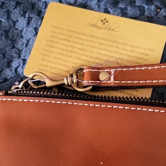 Patricia nash wristlet - Picture 4 of 6